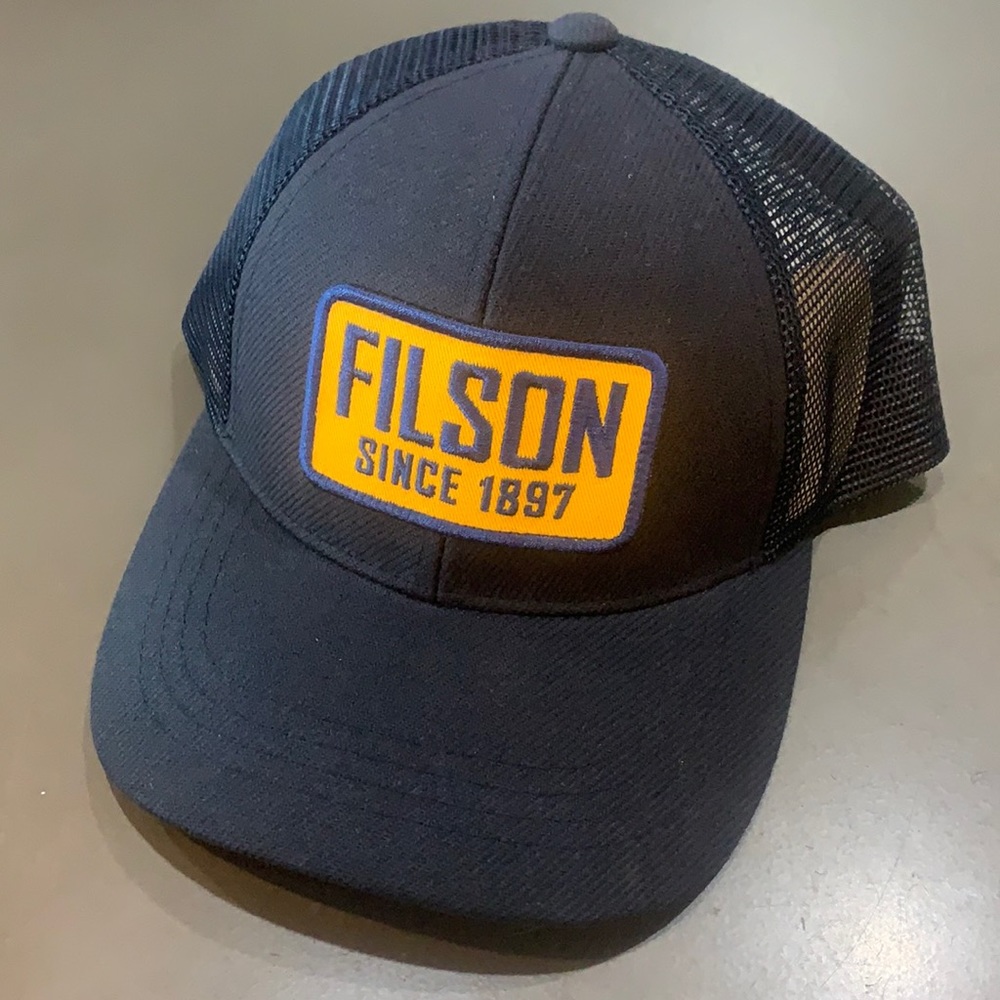Filson Mesh Snap-back Logger Cap Navy Plate